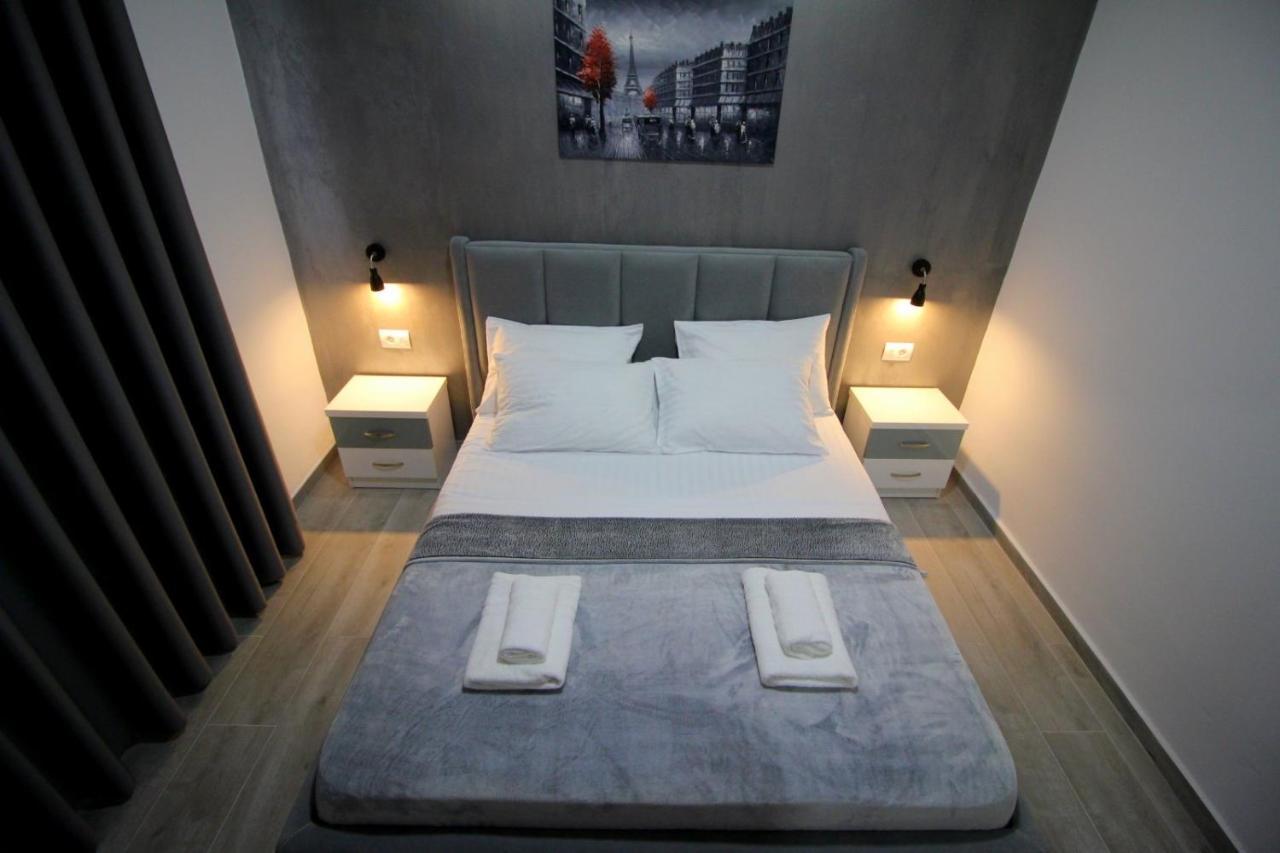J&M Luxury Apartments Saranda Esterno foto