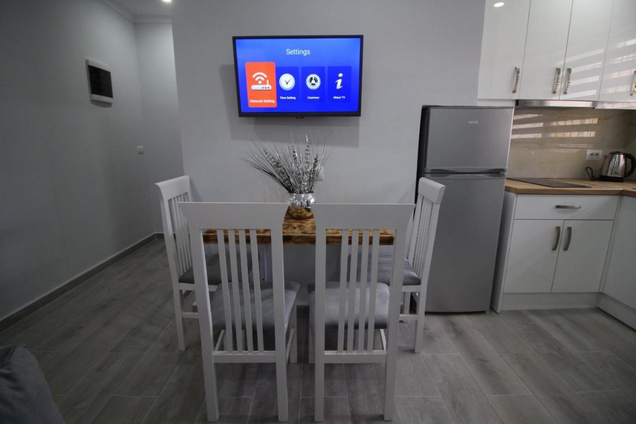J&M Luxury Apartments Saranda Esterno foto